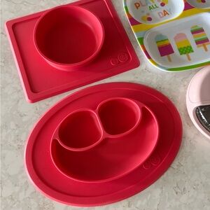EZPZ Meili Pink Red Baby Feeding Set non slip suction plates bowl travel snacker